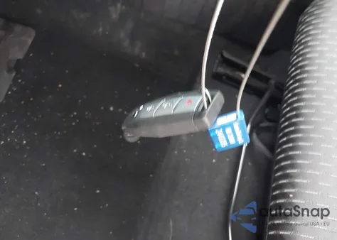 2025 Mitsubishi Outlander Es 2.5 2Wd z USA, uszkodzony, nr VIN JA4J3UA87SZ022867